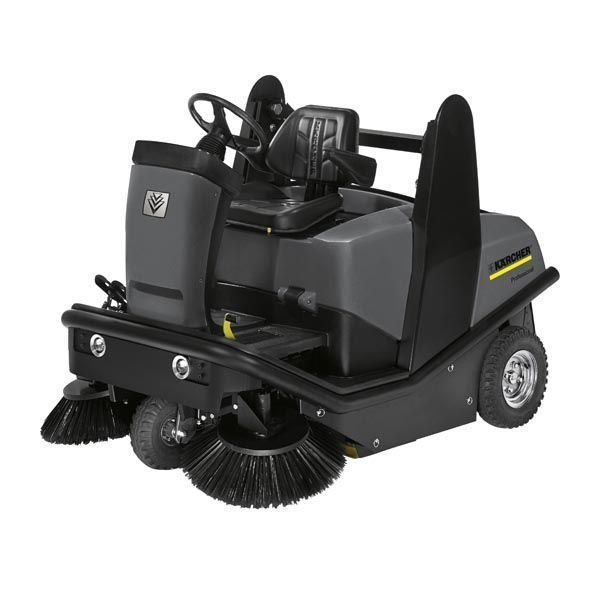 KARCHER KM 120/150 R P BENZİNLİ BİNİCİLİ TİP SÜPÜRÜCÜ